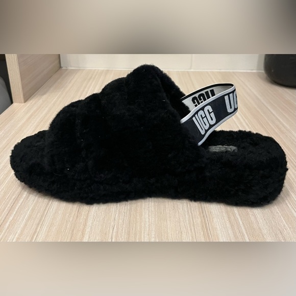 UGG Fluff Yeah Slides - Picture 5 of 7